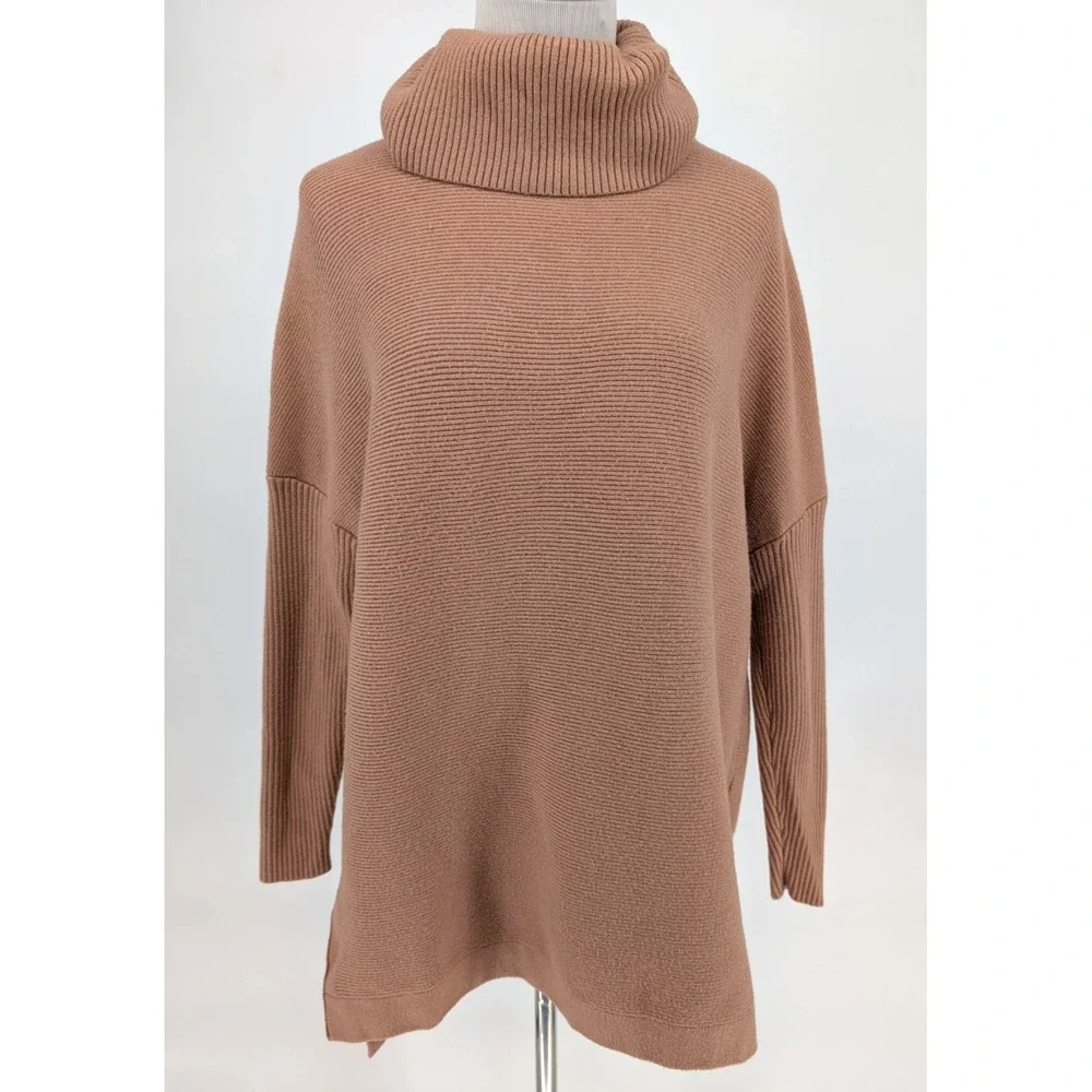 Womens Oversized‎ Turtleneck Sweater Medium Camel Asymmetric Hem Cozy Boho Chic